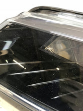 Laden Sie das Bild in den Galerie-Viewer, Frontscheinwerfer Skoda Superb III 3V1941015A Xenon Links Scheinwerfer Headlight