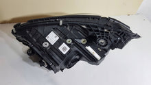 Laden Sie das Bild in den Galerie-Viewer, Frontscheinwerfer Mercedes-Benz W206 A2069066204 Rechts Scheinwerfer Headlight SCH8221215150ix