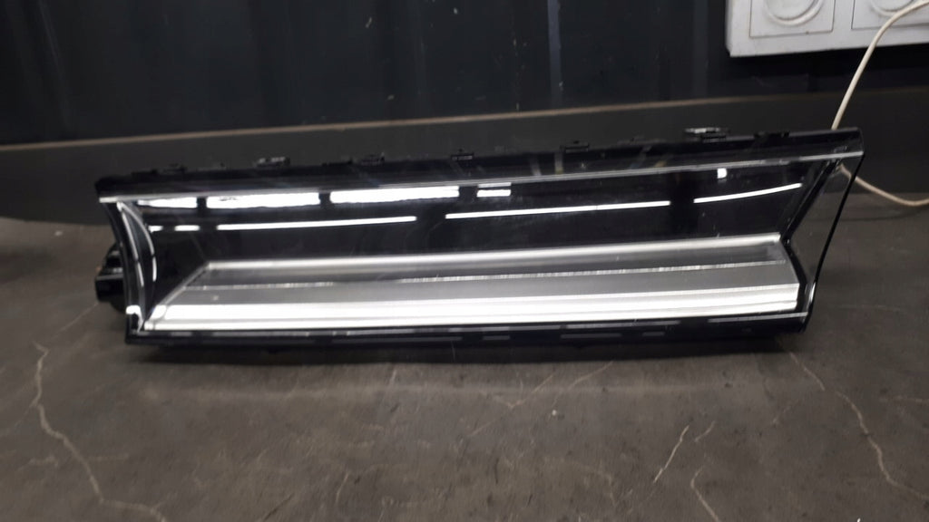 Frontscheinwerfer VW Transporter 12030201230R Vorderseite Scheinwerfer Headlight SCH3867558479th