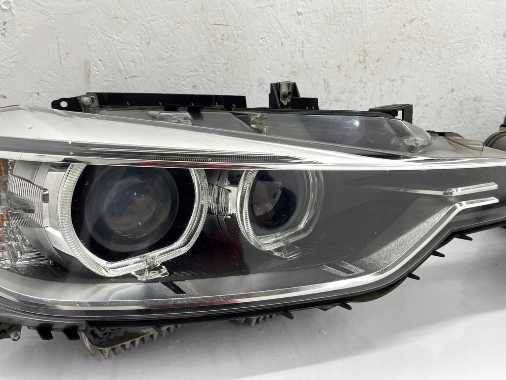 Frontscheinwerfer BMW 3 F30 F31 7314531 7259525 Xenon Ein Satz Headlight SCH6392610657lr