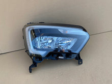 Laden Sie das Bild in den Galerie-Viewer, Frontscheinwerfer Renault Master III 260105567R LED Rechts Headlight SCH3637438157ow