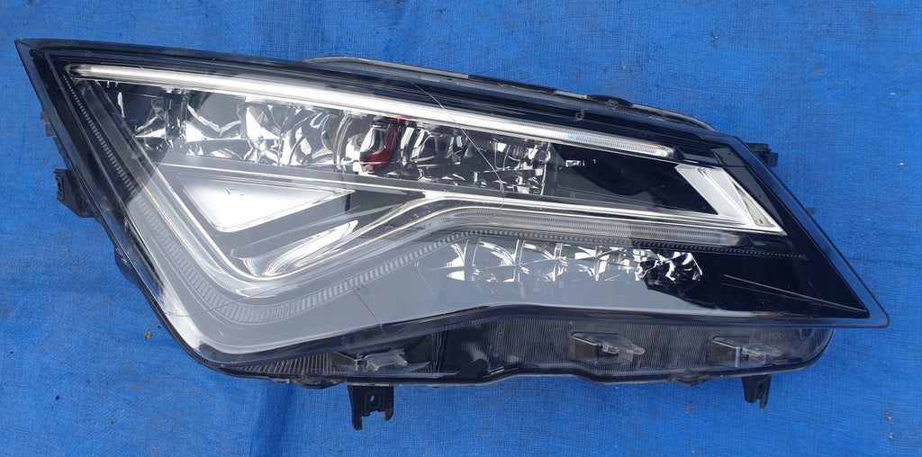 Frontscheinwerfer Seat Ateca Kh7 90117434 576941008D Rechts Headlight