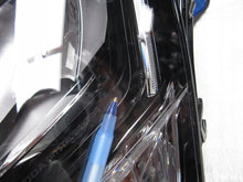 Laden Sie das Bild in den Galerie-Viewer, Frontscheinwerfer Skoda Superb 3V1941015C 782505457 Full LED Links Headlight SCH8253215204fb
