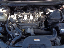 Laden Sie das Bild in den Galerie-Viewer, Motor Kia Ceed D4EA 2.0 CRDI 140PS 103kW 2006 Diesel Engine Unkomplett