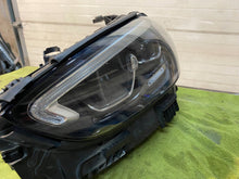 Laden Sie das Bild in den Galerie-Viewer, Frontscheinwerfer Mercedes-Benz W206 A2069068104 Links Scheinwerfer Headlight SCH8965670754ev