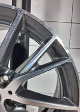Load image into Gallery viewer, 1x Alufelge 17 Zoll 47ET Glanz Grau 7849122 BMW 1 F40 Rim Wheel FEL9055233080tv