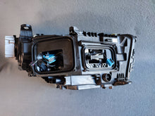 Laden Sie das Bild in den Galerie-Viewer, Frontscheinwerfer Mercedes-Benz Glc A2549062302 Links Scheinwerfer Headlight SCH9555963683et