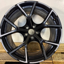 1x Alufelge 19 Zoll 9.0