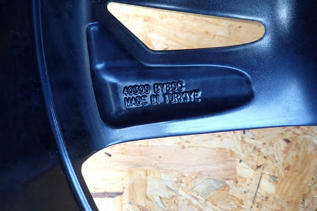 1x Alufelge 18 Zoll 7.0" 5x114.3 47ET 40300BV80C Nissan Juke F15 Rim Wheel