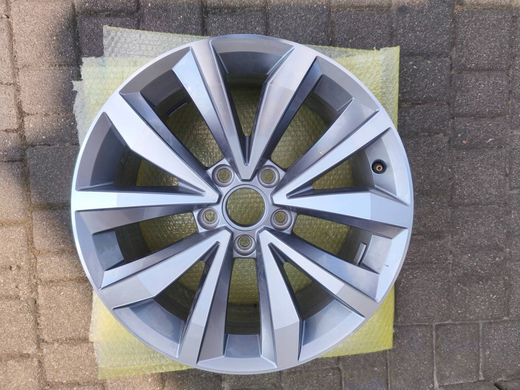 1x Alufelge 17 Zoll 2GA601025P VW T-Roc Rim Wheel FEL2409131382mn