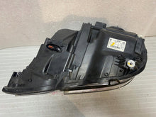 Laden Sie das Bild in den Galerie-Viewer, Frontscheinwerfer Mercedes-Benz W212 A2128202059 Xenon Rechts Headlight SCH7920872546em