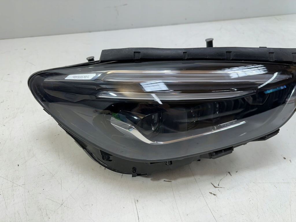Frontscheinwerfer Mercedes-Benz W247 A2479060605I LED Rechts Headlight SCH9398718268jn