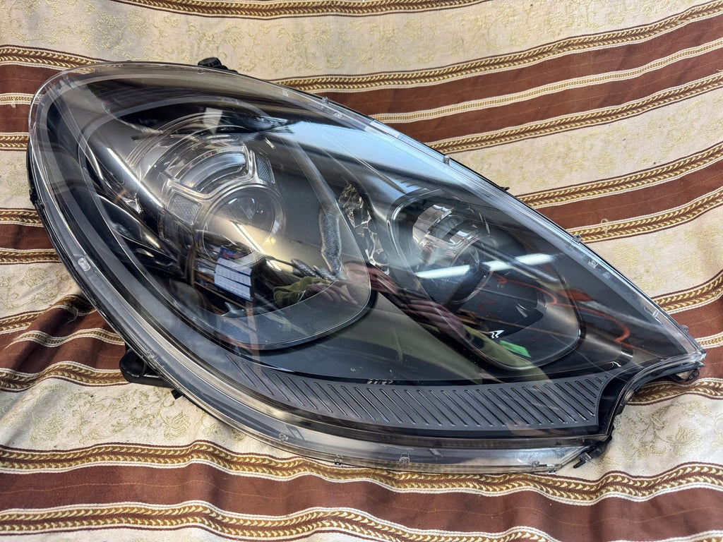 Frontscheinwerfer Porsche Macan 95b Arteon 3G8941035N Full LED Rechts oder Links