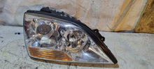 Load image into Gallery viewer, Frontscheinwerfer Kia Sorento Rechts Scheinwerfer Headlight