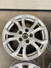 Load image into Gallery viewer, 4x Alufelge 16 Zoll 6.5" 5x114.3 50ET Matt Silber 9965F36560 Mazda Cx-3 FEL2207914388dc