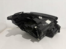 Laden Sie das Bild in den Galerie-Viewer, Frontscheinwerfer Mercedes-Benz W213 A2139069508 LED Rechts oder Links SCH4441742838df