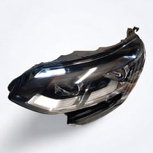 Laden Sie das Bild in den Galerie-Viewer, Frontscheinwerfer Renault Megane IV 260602792R,90060924 Halogen Links Headlight