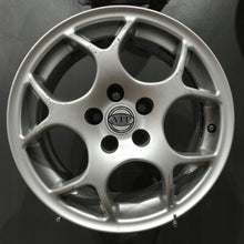 Laden Sie das Bild in den Galerie-Viewer, 4x Alufelge 15 Zoll 7.0" 5x100 38ET Glanz Silber F509074 VW Passat B4 Golf I FEL2372702730ca