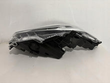 Laden Sie das Bild in den Galerie-Viewer, Frontscheinwerfer Toyota Yaris 81150-K008 EUK0-8 Full LED Links Headlight SCH2750044086wu