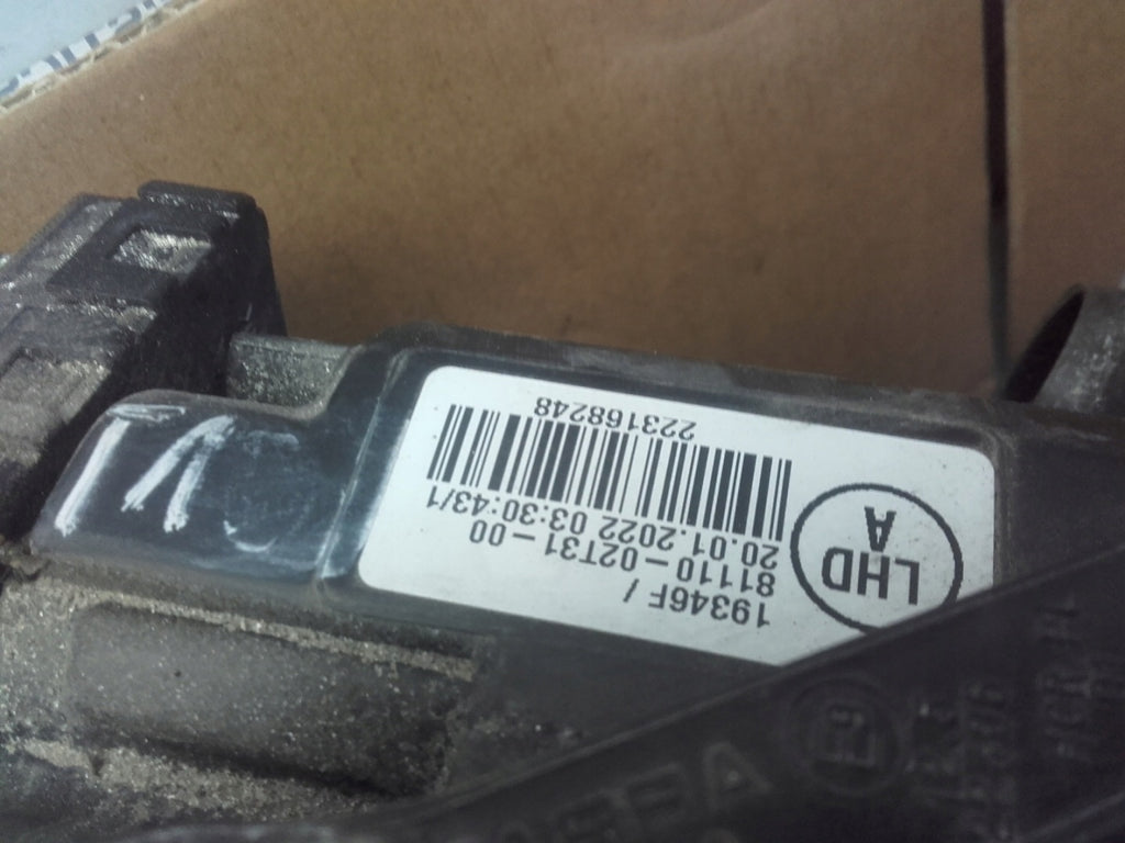 Frontscheinwerfer Toyota Corolla 81110-02T31-00 Rechts Scheinwerfer Headlight SCH9762148492df