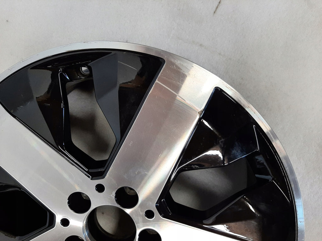 1x Alufelge 18 Zoll 7.5" 5x112 53ET A2474012800 Mercedes-Benz Glb X247 Rim Wheel