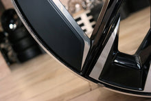 Laden Sie das Bild in den Galerie-Viewer, 1x Alufelge 20 Zoll 9.0&quot; 5x112 44ET 6895213 BMW G31 G30 Rim Wheel
