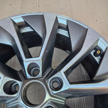 Laden Sie das Bild in den Galerie-Viewer, 1x Alufelge 17 Zoll 7.0" 5x112 45ET Schwarz 57A601025AB Skoda Karoq Rim Wheel FEL4839864764kz