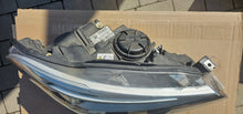 Laden Sie das Bild in den Galerie-Viewer, Frontscheinwerfer BMW F21 F20 7229678-11 Xenon Rechts Scheinwerfer Headlight SCH9442773965rv