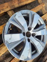 Load image into Gallery viewer, 1x Alufelge 16 Zoll 6.5" 4x108 20ET Glanz Silber 9678398177 Peugeot 2008 I FEL5591535453qb