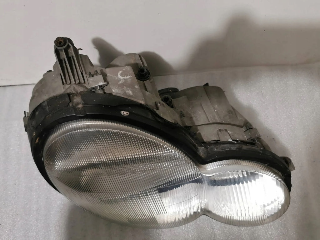 Frontscheinwerfer Mercedes-Benz Coupe Rechts Scheinwerfer Headlight