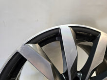 Laden Sie das Bild in den Galerie-Viewer, 1x Alufelge 18 Zoll 8.0" 5x112 40ET Glanz 8W0601025FJ Audi A4 Rim Wheel FEL2658883234cn