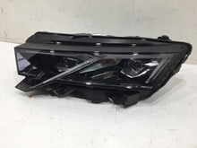 Laden Sie das Bild in den Galerie-Viewer, Frontscheinwerfer Skoda Octavia IV 5E4941035 LE22A64980301134233 LED Links SCH4303636872ul
