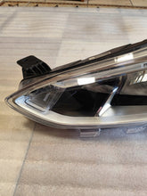 Laden Sie das Bild in den Galerie-Viewer, Frontscheinwerfer Ford JX7B-13W030-AE Links Scheinwerfer Headlight SCH4719478779bp