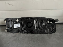 Laden Sie das Bild in den Galerie-Viewer, Frontscheinwerfer VW Touareg 761941081A Full LED Links Scheinwerfer Headlight