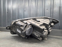 Laden Sie das Bild in den Galerie-Viewer, Frontscheinwerfer VW Transporter 90084427 Rechts Scheinwerfer Headlight SCH2357274957lt