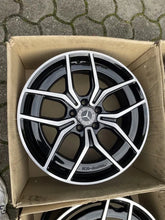 Laden Sie das Bild in den Galerie-Viewer, 4x Alufelge 19 Zoll 7.5" 5x112 Glanz Schwarz A2064016700 Mercedes-Benz W206 FEL4562097871ys