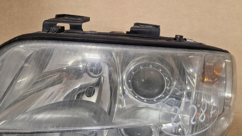 Frontscheinwerfer Audi A6 C5 14847300 Links Scheinwerfer Headlight SCH8688271498yi