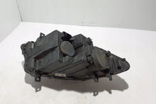 Laden Sie das Bild in den Galerie-Viewer, Frontscheinwerfer Mercedes-Benz Sprinter A9109060000 Rechts oder Links