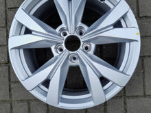 Load image into Gallery viewer, 1x Alufelge 17 Zoll 7.0" 5x108 42ET Glanz Silber 9837418980 Citroën Iii FEL3735877407tu