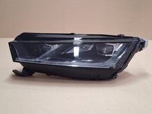 Laden Sie das Bild in den Galerie-Viewer, Frontscheinwerfer Skoda Octavia IV 5E4941015B Links Scheinwerfer Headlight SCH4996922905qr