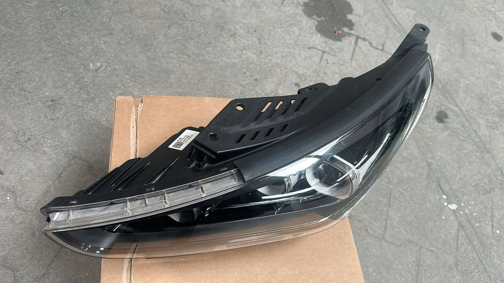 Frontscheinwerfer Hyundai I30 92101-G4120 Links Scheinwerfer Headlight