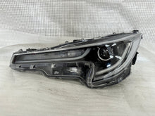 Laden Sie das Bild in den Galerie-Viewer, Frontscheinwerfer Toyota Corolla 81150-02570 Full LED Links Headlight