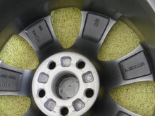 Load image into Gallery viewer, 1x Alufelge 17 Zoll 8.0" 5x114.3 45ET TD320-80231 PZ439-C0672-ZM Lexus Gs FEL7147225049ni