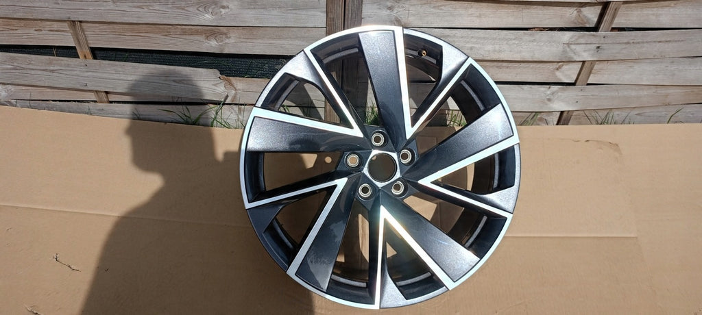 1x Alufelge 20 Zoll 8.0" 5x112 45ET 5LA601025 Skoda Enyaq Rim Wheel