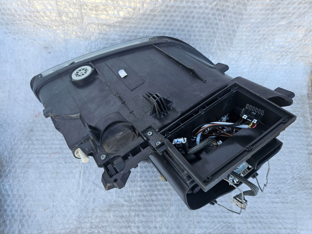 Frontscheinwerfer Porsche Cayenne 7L5941006AR Xenon Rechts oder Links SCH6914335251fu