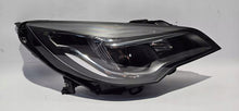 Laden Sie das Bild in den Galerie-Viewer, Frontscheinwerfer Opel Astra 39158006 LED Rechts Scheinwerfer Headlight