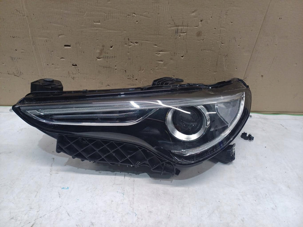 Frontscheinwerfer Alfa Romeo Stelvio 50563962 LED Links Scheinwerfer Headlight SCH2186495494gt