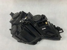 Laden Sie das Bild in den Galerie-Viewer, Frontscheinwerfer Skoda Karoq 57B941015A Links Scheinwerfer Headlight SCH3064654586tg