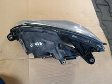 Laden Sie das Bild in den Galerie-Viewer, Frontscheinwerfer Mercedes-Benz W204 Rechts Scheinwerfer Headlight SCH1572650127bx