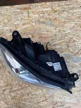 Laden Sie das Bild in den Galerie-Viewer, Frontscheinwerfer Mercedes-Benz W204 A2048204439 Rechts Scheinwerfer Headlight SCH3292248727yw